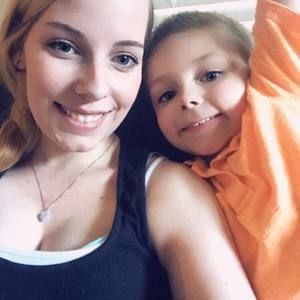 Meet your Posher, Ashlee